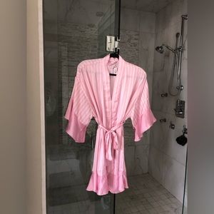 Victoria’s Secret Flounce Satin Robe | Size S